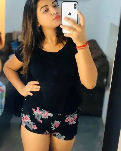 Karwi Escorts