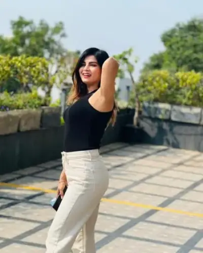 Call Girls Karwi Cash On Delivery